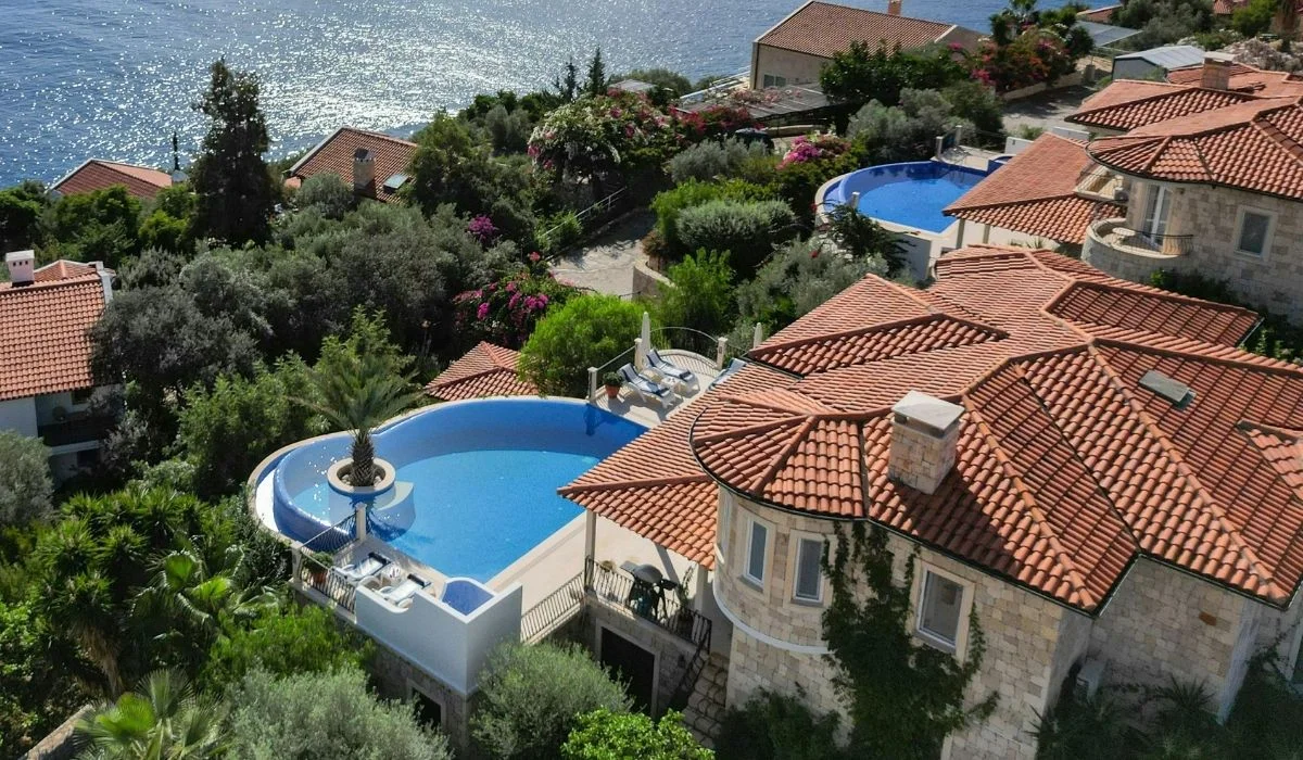Deniz Manzaralı Villalar