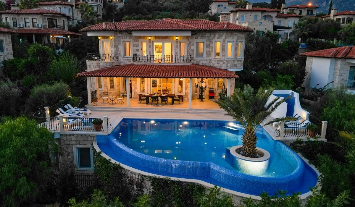Geniş Aile Villaları